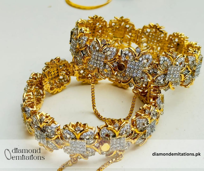 Traditional 22k Goldplated Karaa