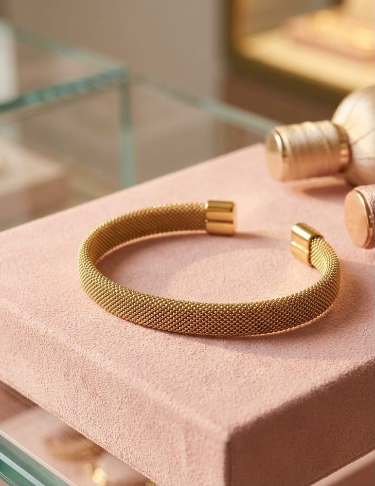 Gold plated imported stainless steel handcuff