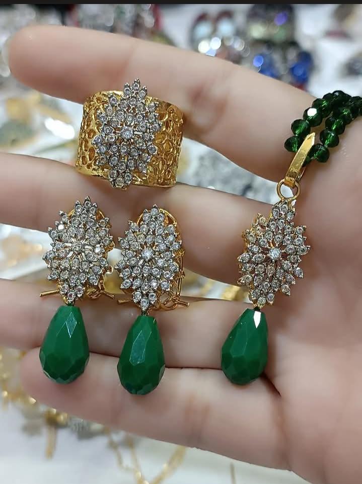Diamond Cut Zircon Set