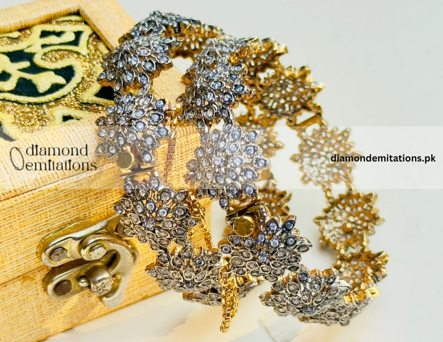 Traditional 22k Goldplated Karaa