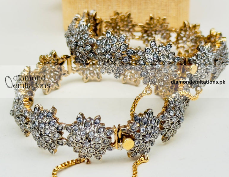 Traditional 22k Goldplated Karaa