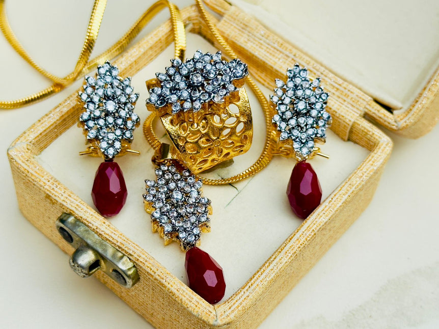 22k Gold Plated Diamond cut Pendant Set