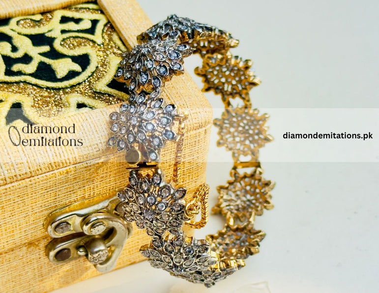 Traditional 22k Goldplated Karaa