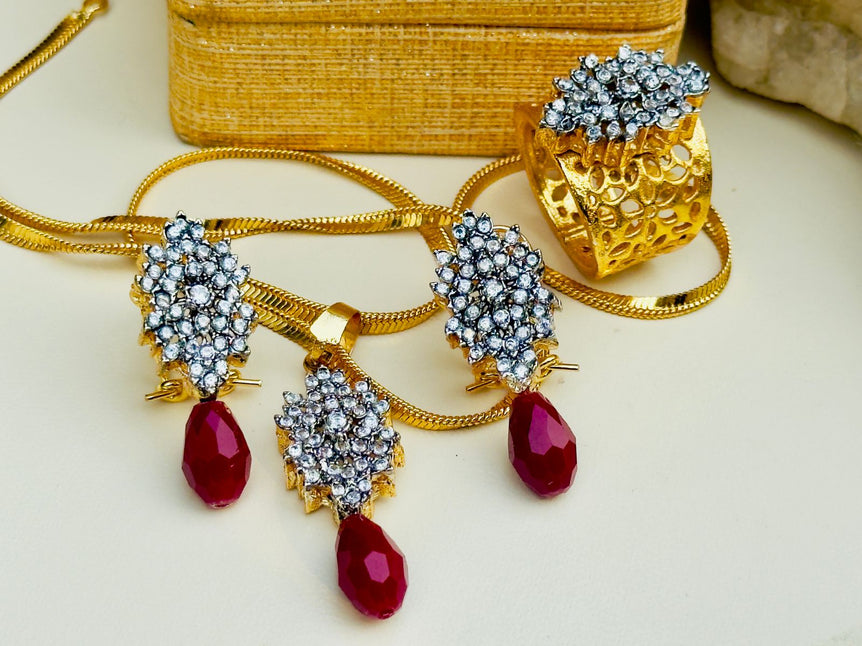 22k Gold Plated Diamond cut Pendant Set