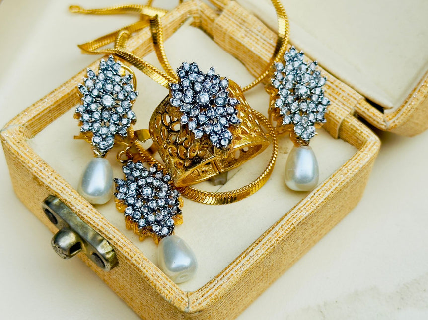 22k Gold Plated Diamond cut Pendant Set