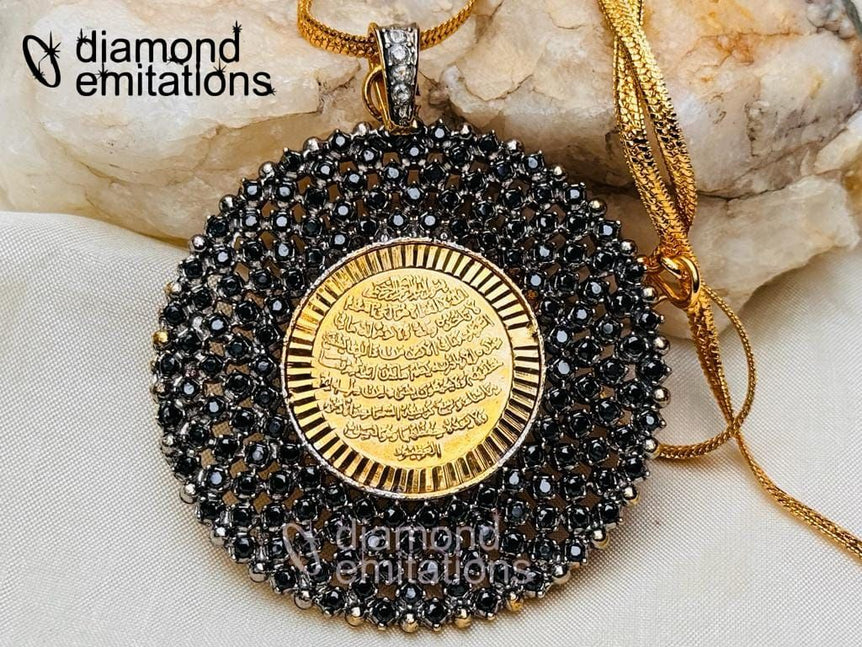 Calligraphy Pendant 2