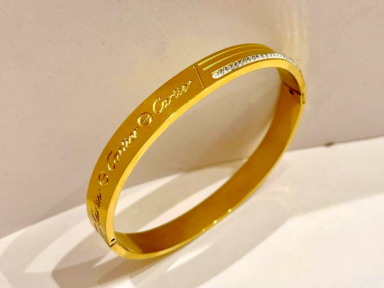 Goldplated Handcuff