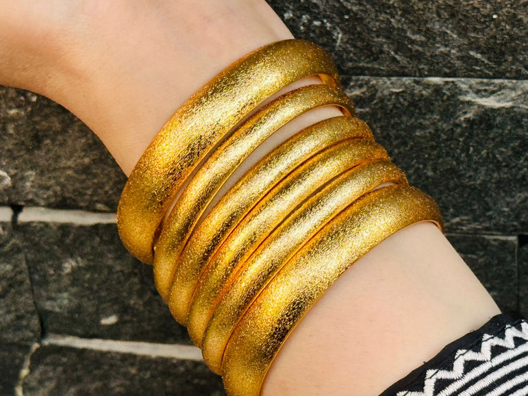 Goldplated bangles set