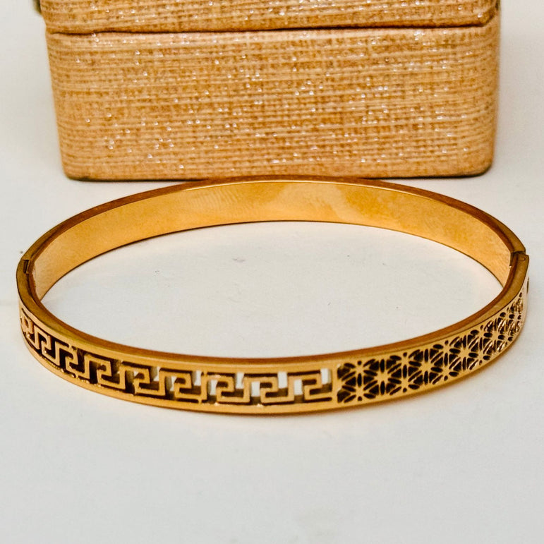 Imported Goldplated Bracelet