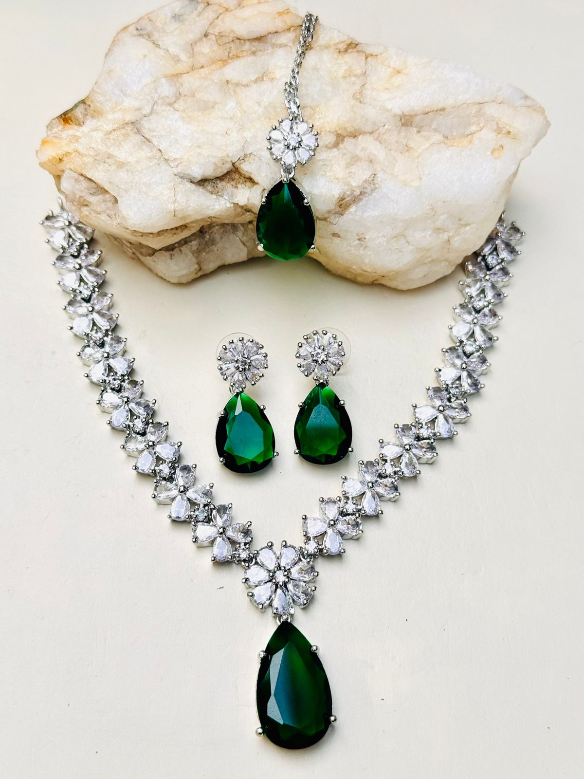 Imported necklace sets – Diamond Emitations