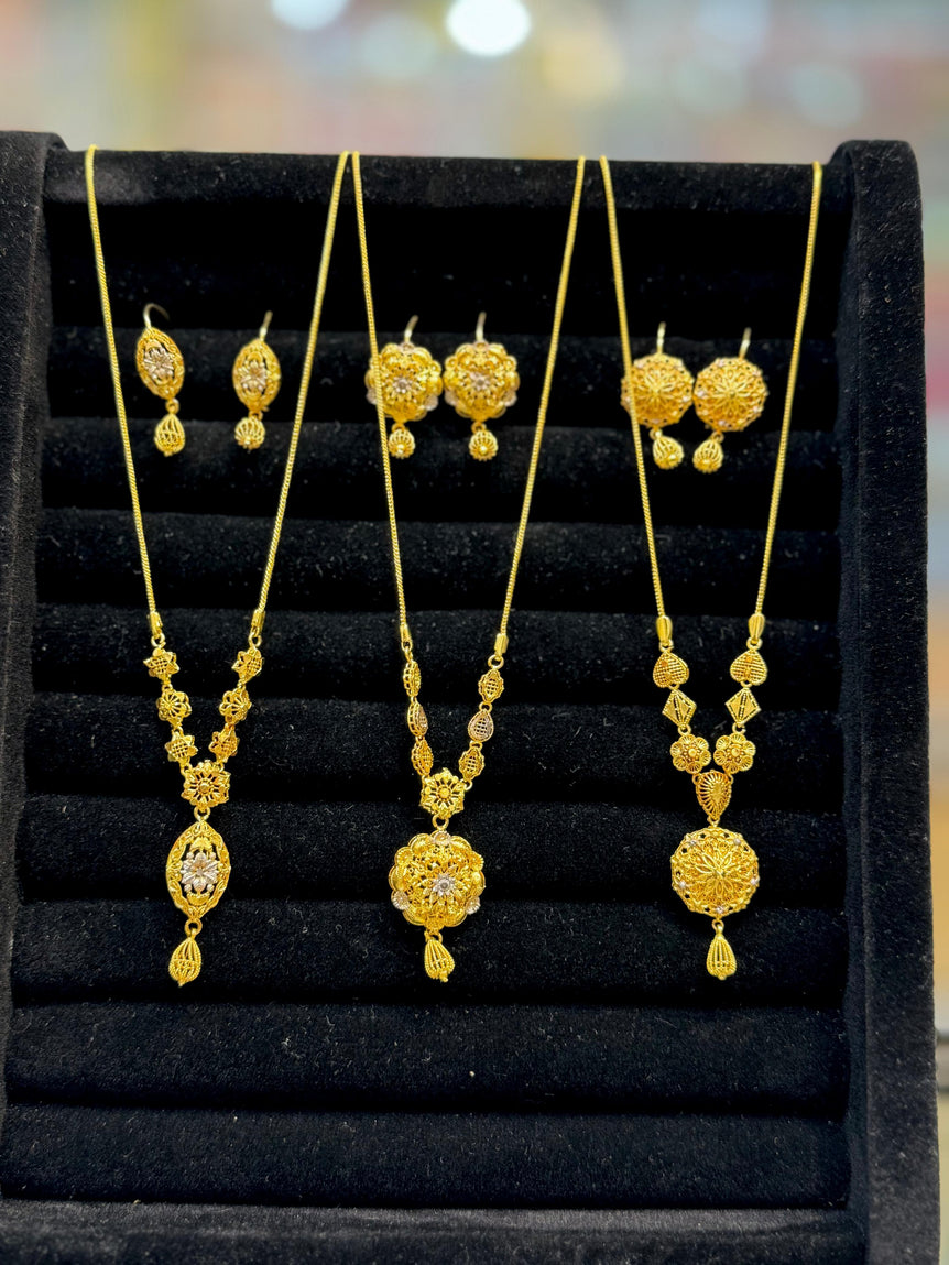 Designer pendent set