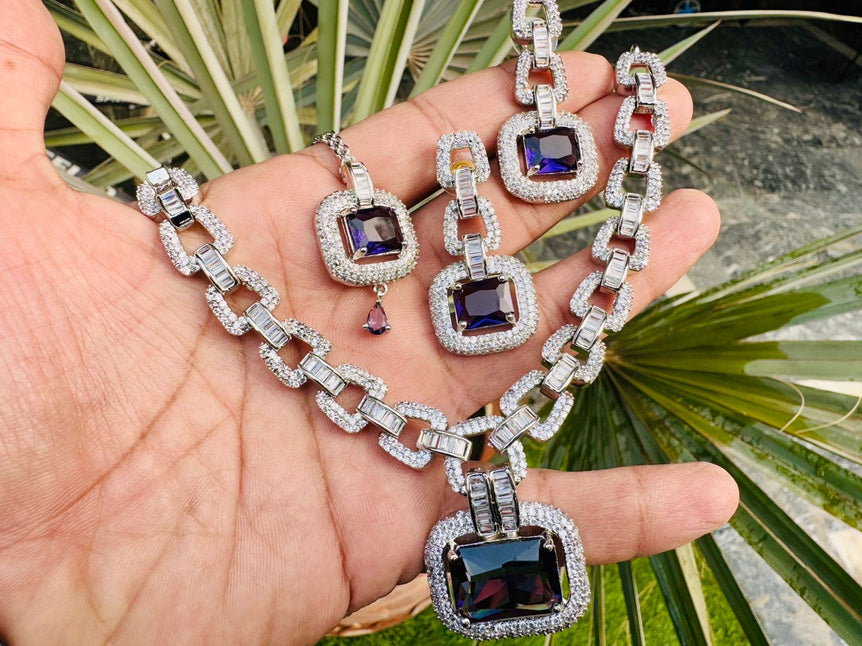 Necklace Set