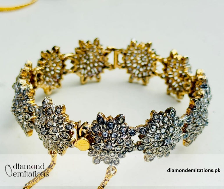 Traditional 22k Goldplated Karaa