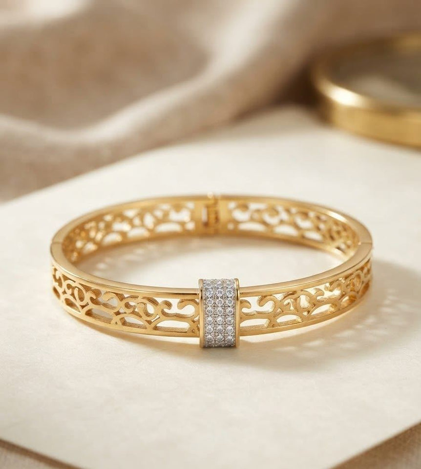 Gold plated imported stainless steel handcuff