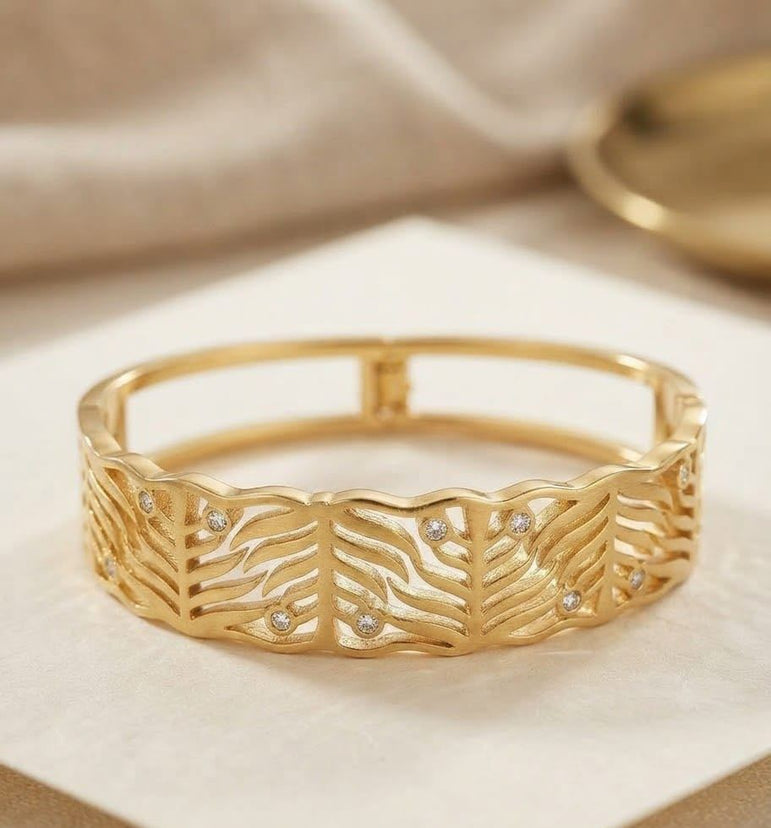 Gold plated imported stainless steel handcuff