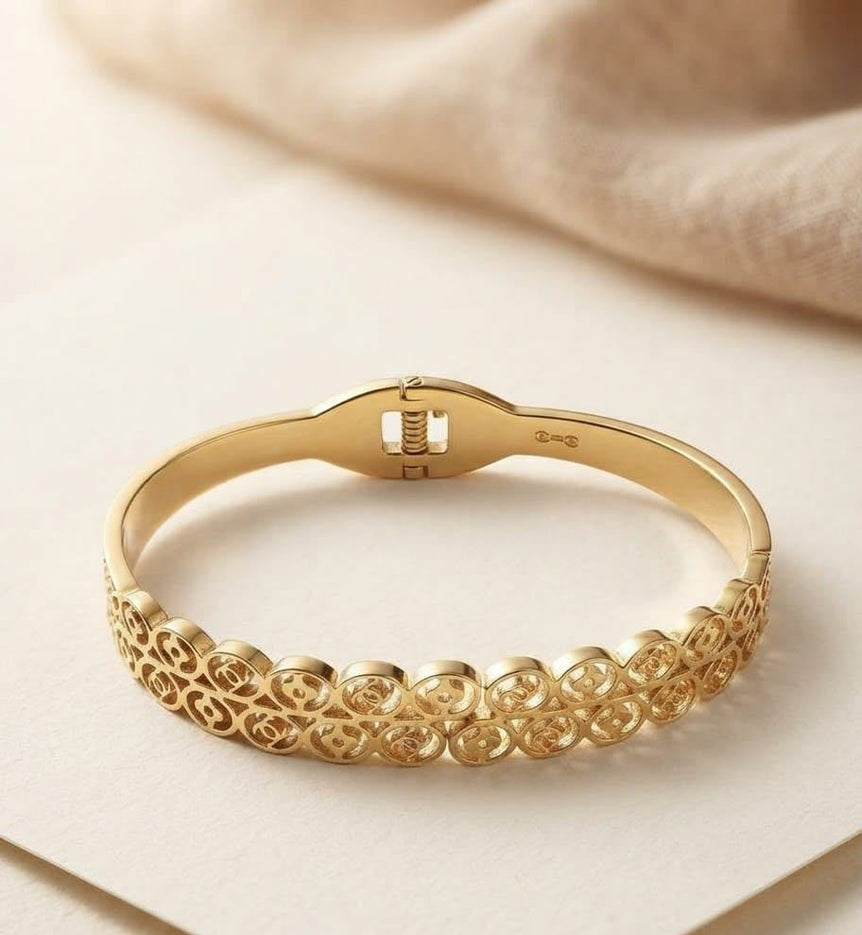 Gold plated imported stainless steel handcuff