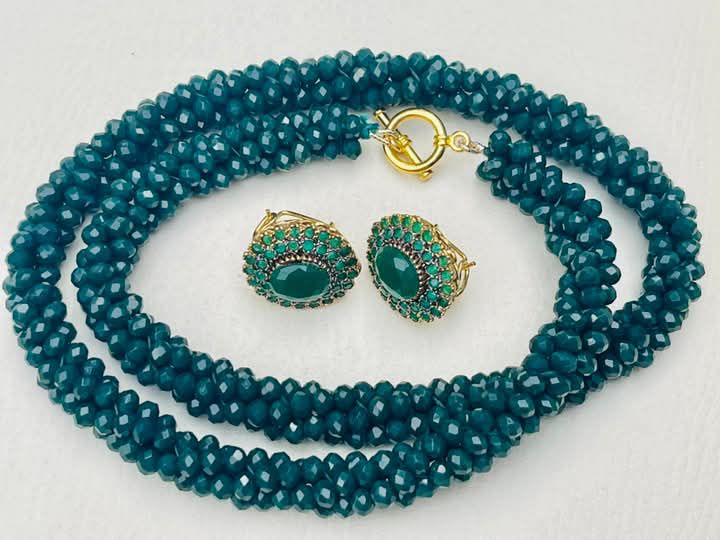 Necklace set