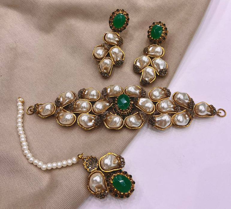 Gold plated Chokar Set