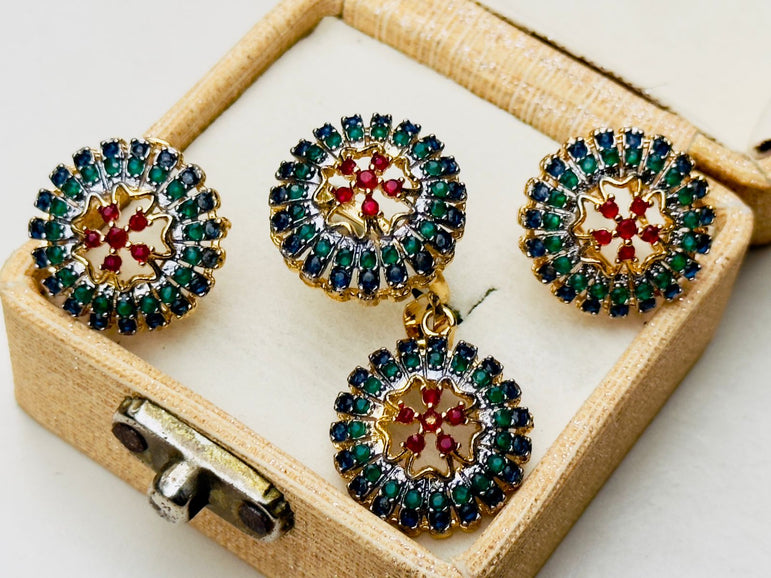 Designer Pendent Set
