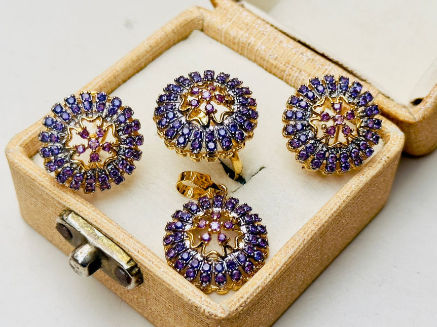 Designer Pendent Set