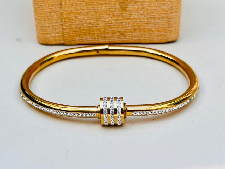 Goldplated Imported Openable Bracelet
