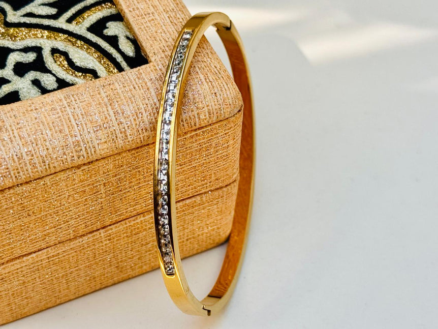 Goldplated Imported Openable Bracelet