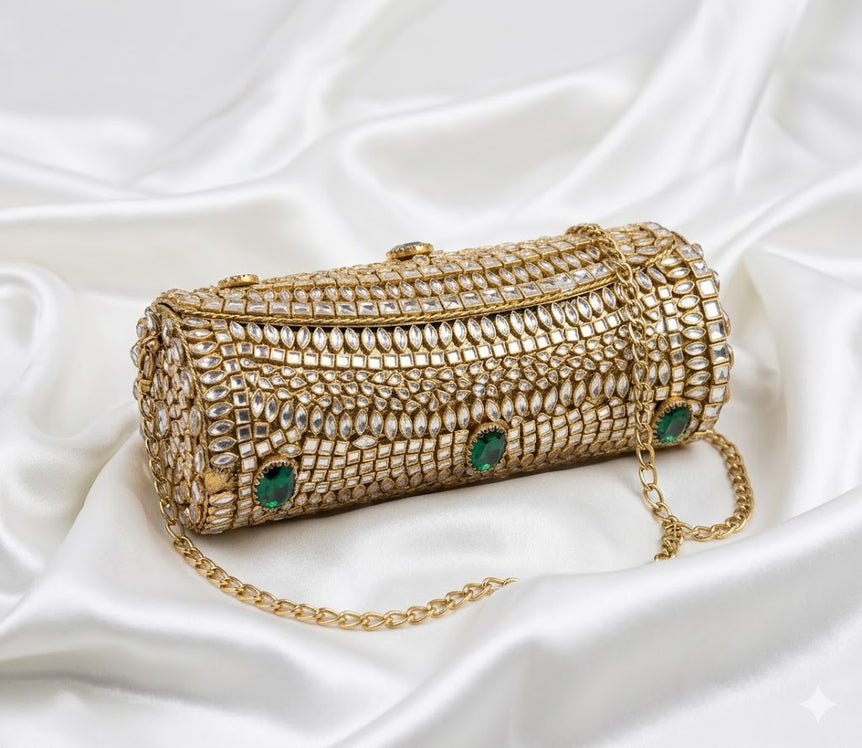Traditional bridle clutch