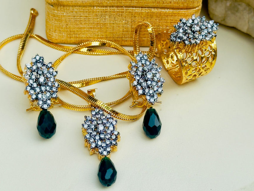 22k Gold Plated Diamond cut Pendant Set