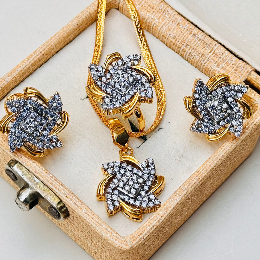Goldplated Zircon set