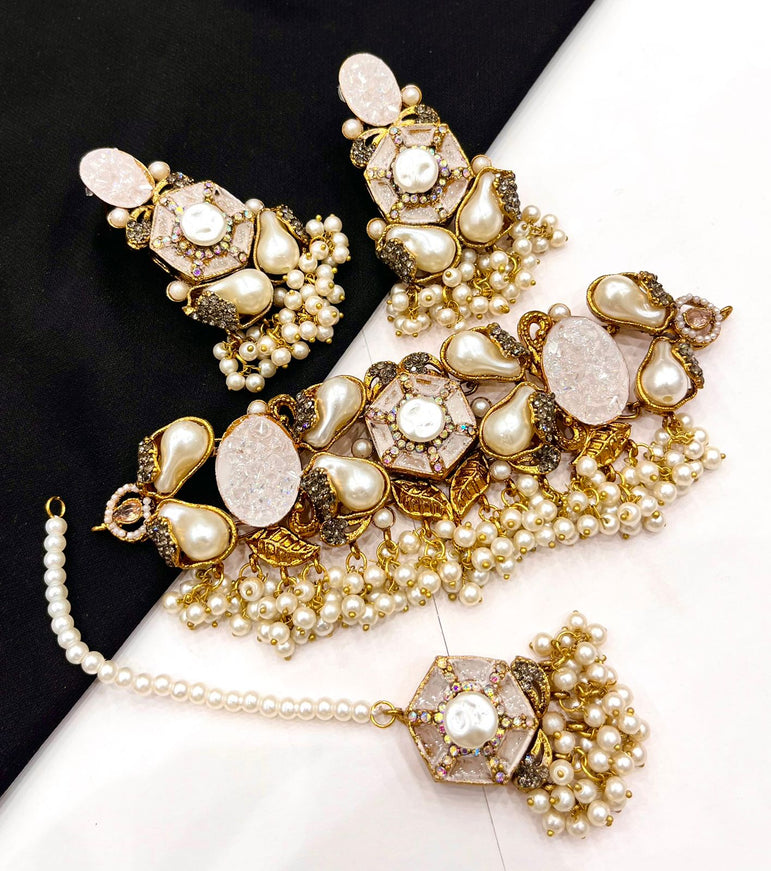Goldplated Chokar Set
