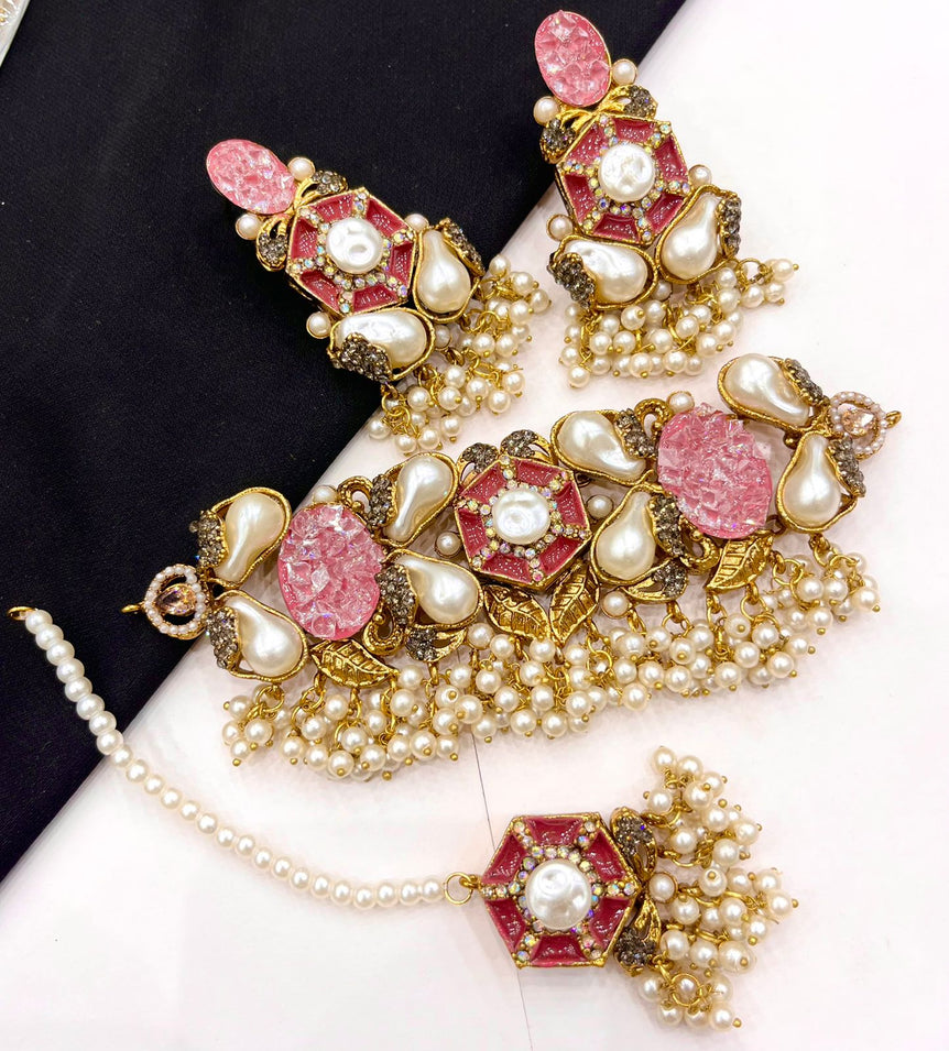 Goldplated Chokar Set