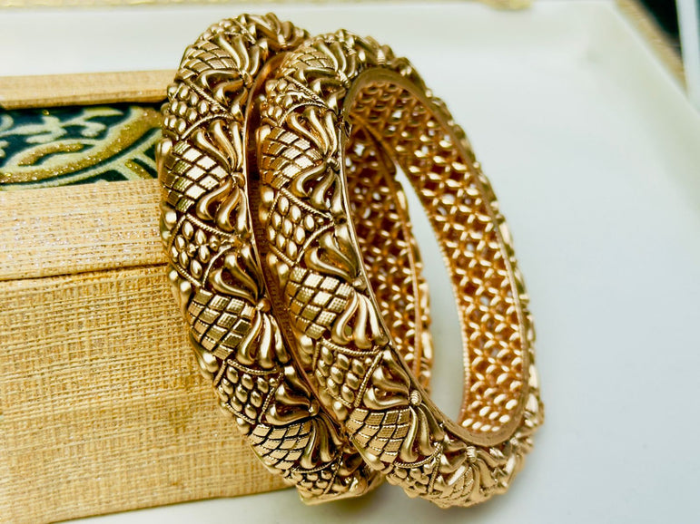 Goldplated Traditional Karaa