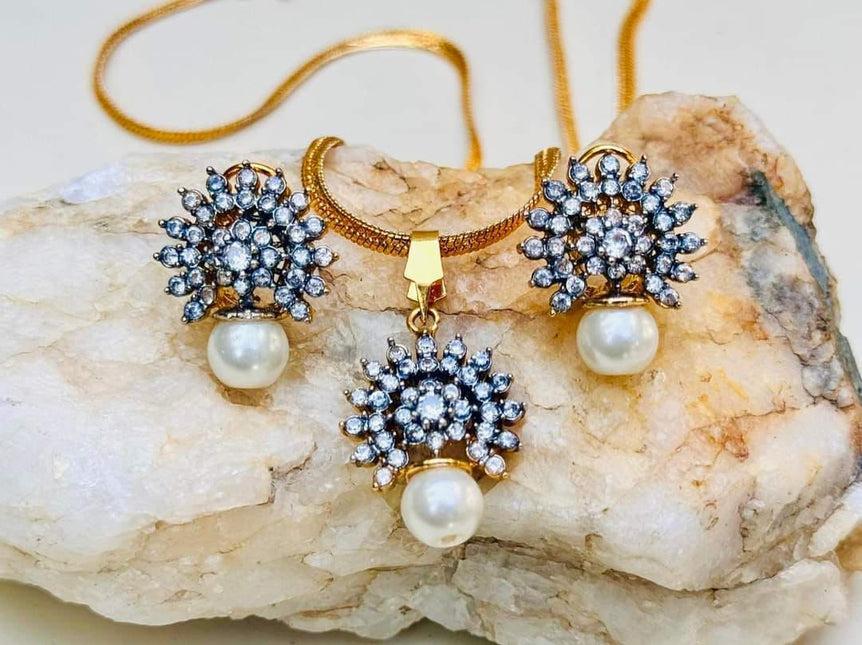 22k Gold Plated Diamond cut Pendant Set