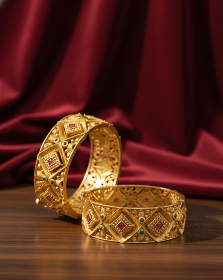 Goldplated Indian Rajwari Karaa