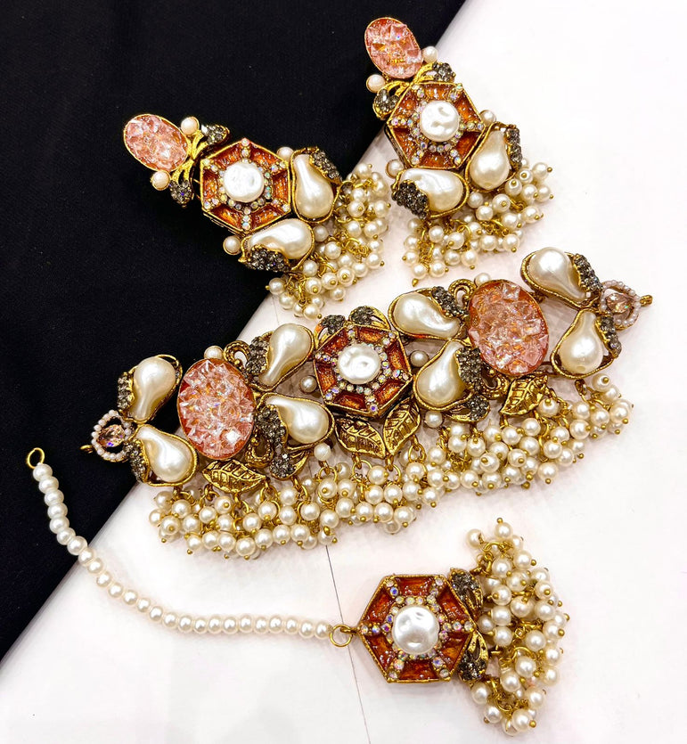 Goldplated Chokar Set